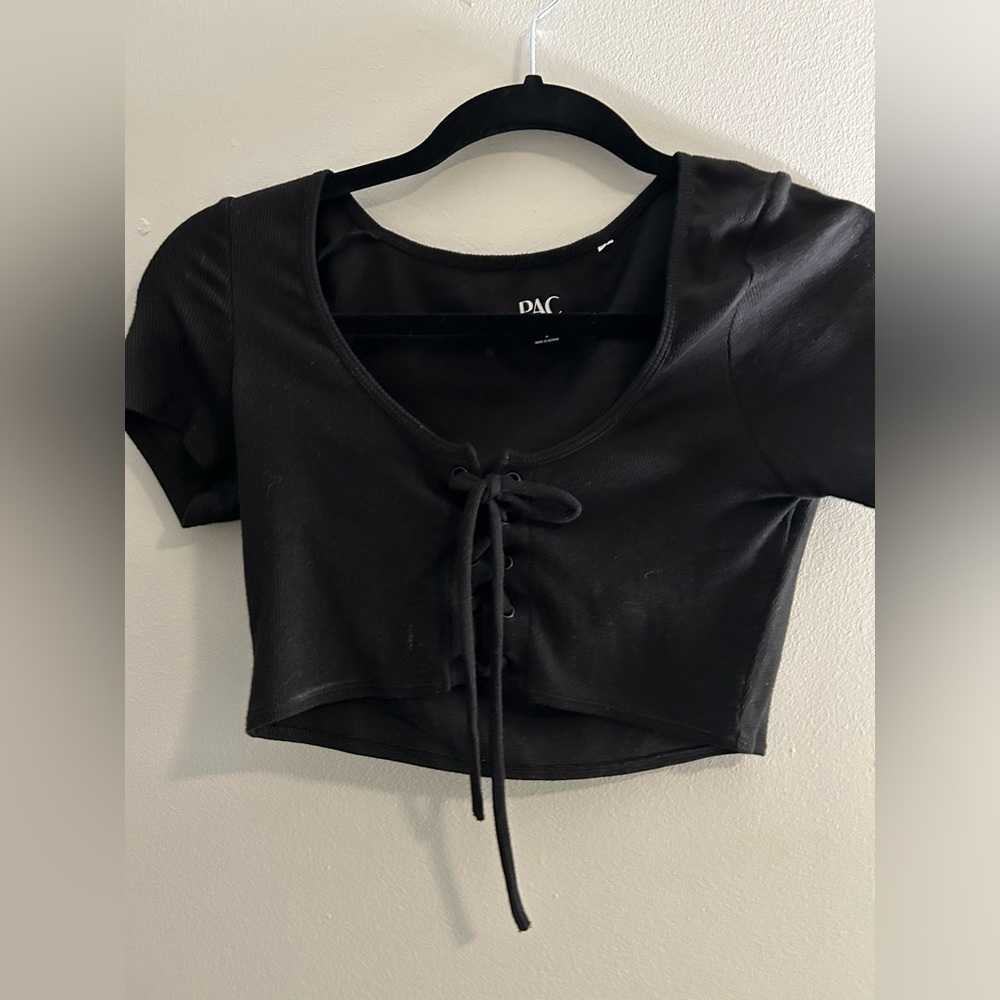 Black Pacsun Crop Top